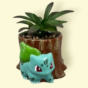 Pokemon Bulbasaur Faux Succulent Planter Ceramic Tree Stump NEW